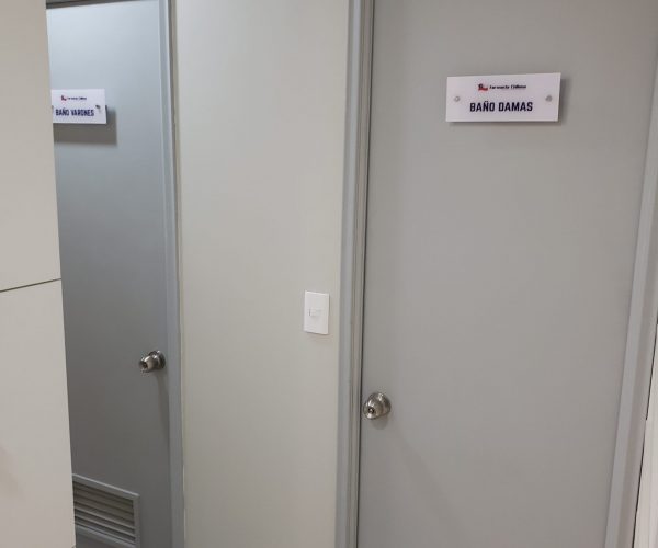 Acceso zona de Servicios